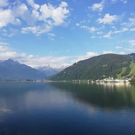 Mit Terrasse Und Garten Saalfelden